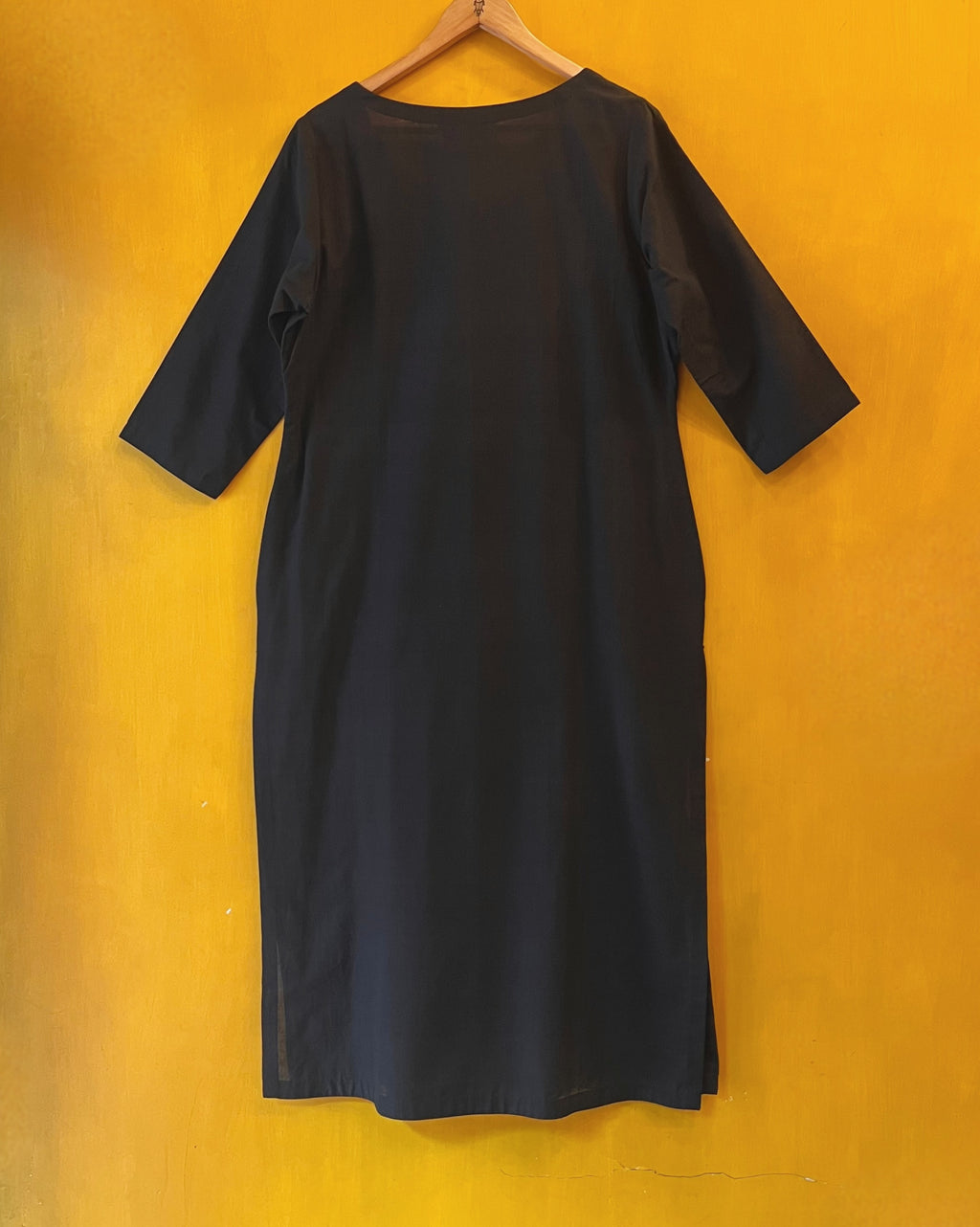 Applique Kurta - Sarika (Size - L) - Anuradha Ramam