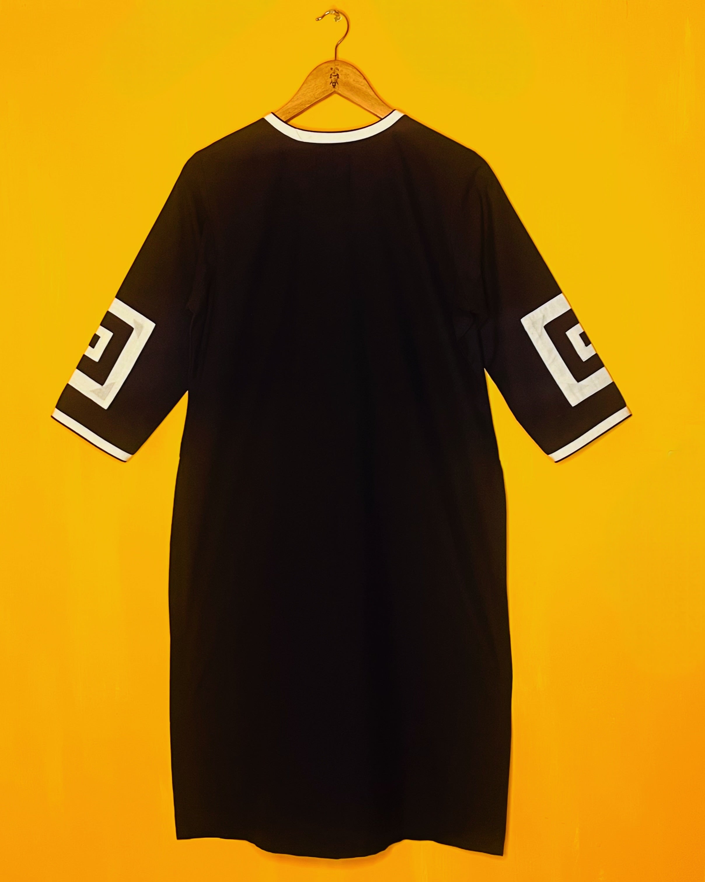 Black Ikat Applique Kurta - Sathi (Size - M) - Anuradha Ramam