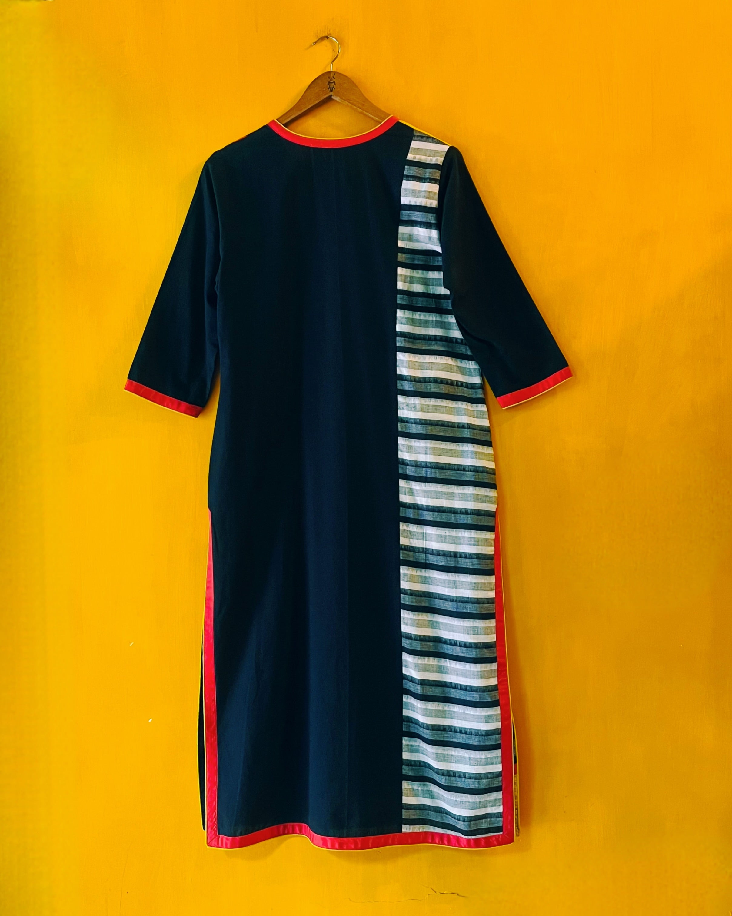 Ikat Kurta - Meher (Size - M) - Anuradha Ramam