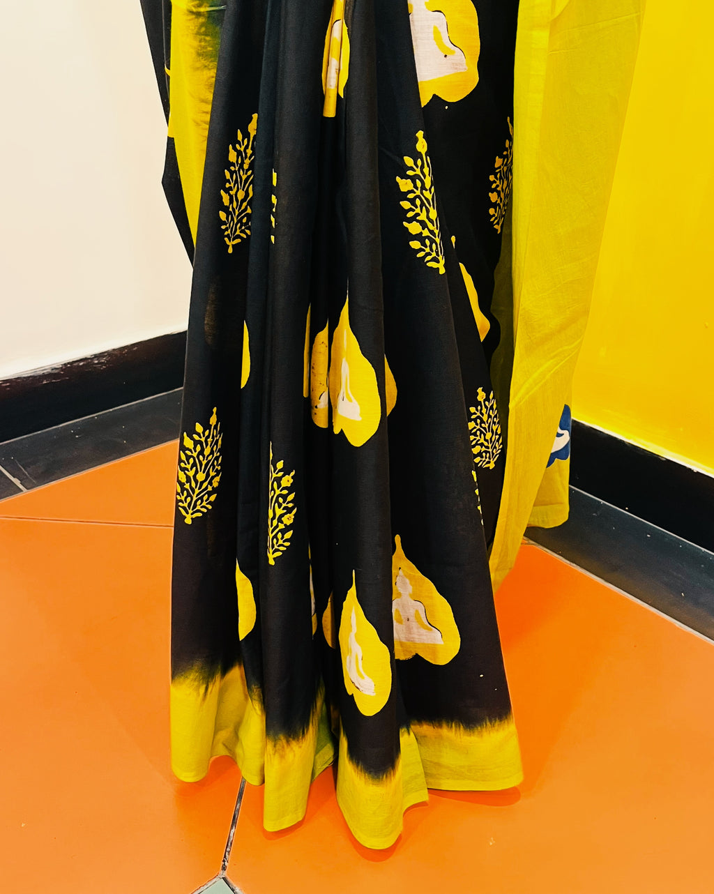 Discharge Printed Saree - Jyotsna - Anuradha Ramam
