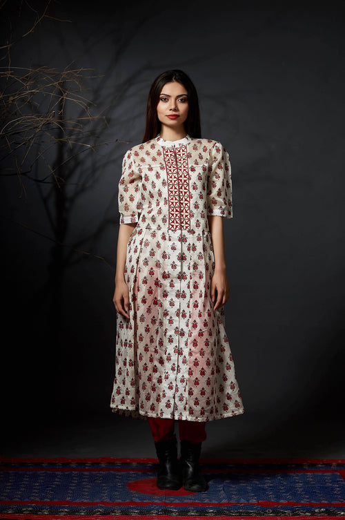 Aarunya - Hand Block Printed Kurti - White - Anuradha Ramam -Hand woven- Hand block print - Sustainable fashion- Conscious fashion- Vocal for local